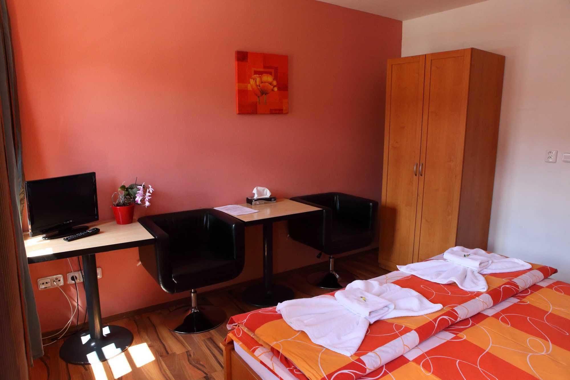 Hotel U Martina - Kocabka Rožmberk nad Vltavou Exteriör bild